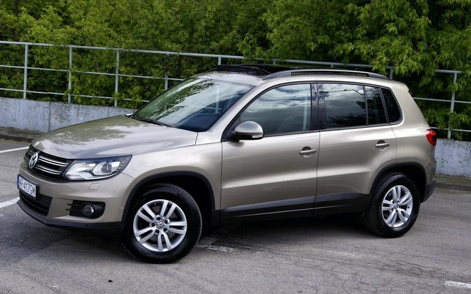 Volkswagen Tiguan cena 54800 przebieg: 211938, rok produkcji 2012 z Radom małe 781